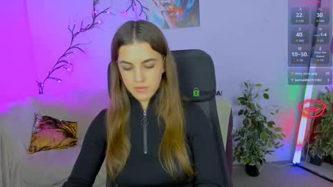 Snapshot of lina_fox12 chatting on October 7, 12:35 pm lina_fox12 online show from October 7, 12:35 pm