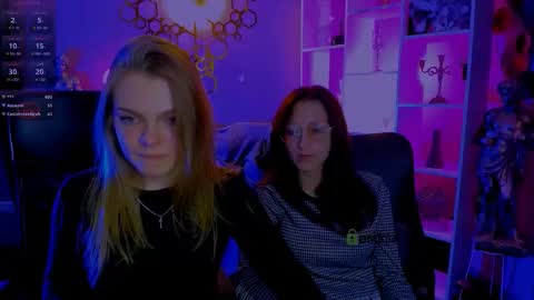 Snapshot of lina_fox12 chatting on October 13, 2:11 am lina_fox12 online show from October 13, 2:11 am