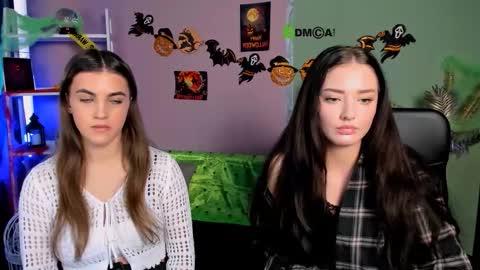 Snapshot of lina_fox12 chatting on November 3, 1:12 pm lina_fox12 online show from November 3, 1:12 pm