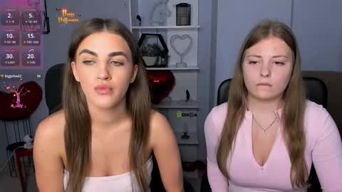 Snapshot of lina_fox12 chatting on November 9, 2:04 pm lina_fox12 online show from November 9, 2:04 pm