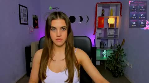 lina_fox12 online show from March 24, 1:49 pm