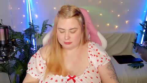 Snapshot of lina_linx chatting on January 16, 9:40 pm lina_linx online show from January 16, 9:40 pm