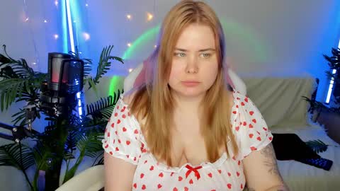 Snapshot of lina_linx chatting on January 22, 7:46 am lina_linx online show from January 22, 7:46 am
