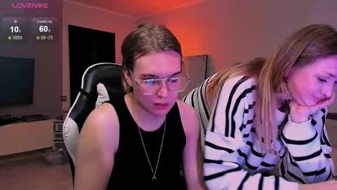 Snapshot of lina_nik chatting on October 18, 8:31 pm lina_nik online show from October 18, 8:31 pm