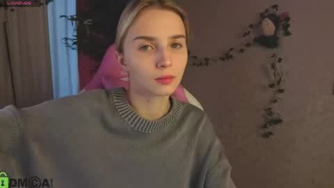 LINA online show from April 21, 1:07 am