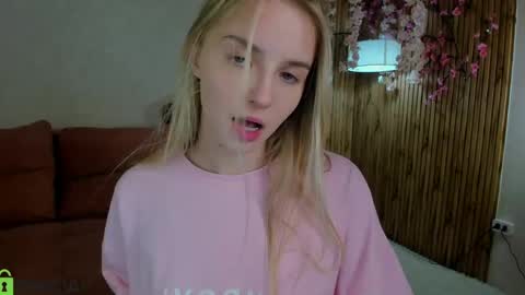 LINA online show from May 19, 1:56 am