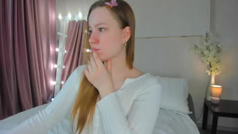 Lina online show from May 11, 1:11 am