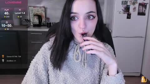 Lina 3  1715622743 online show from January 5, 5:27 pm