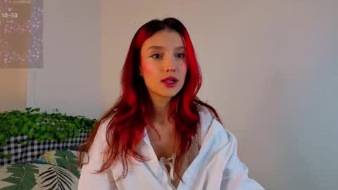 Lina online show from March 18, 6:33 pm