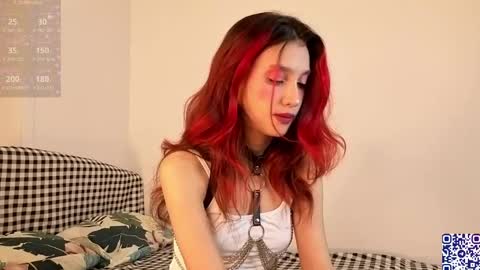 Lina online show from April 1, 6:49 pm