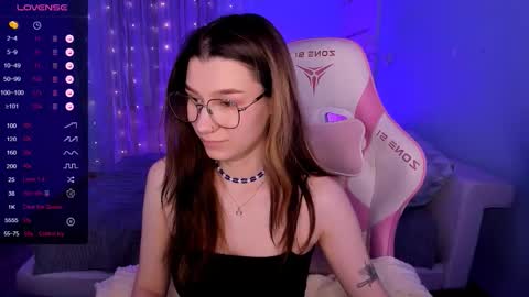 Lina online show from February 17, 8:11 am