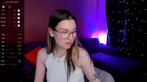 Lina online show from May 8, 6:08 am