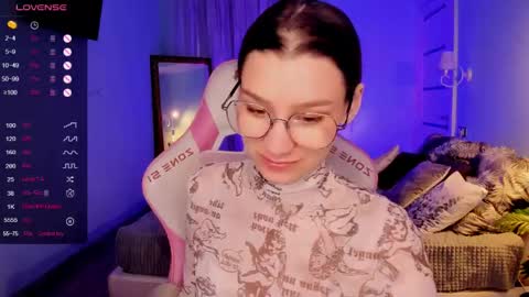 Lina online show from May 11, 6:08 am