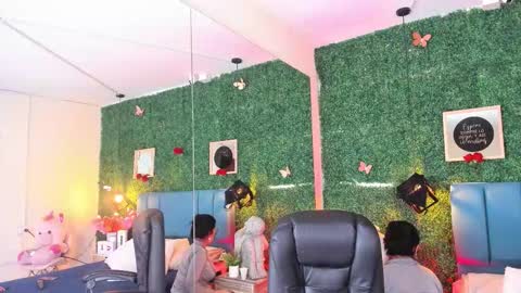 Lina  online show from December 1, 11:59 am