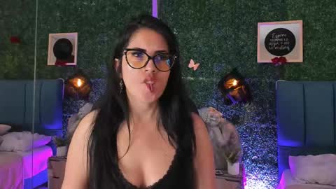 Lina  online show from January 15, 11:48 am