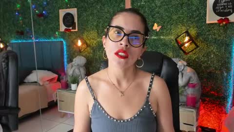 Lina  online show from May 15, 11:28 am