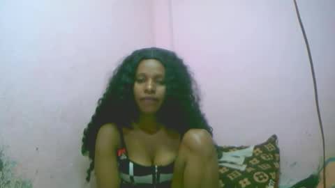 linah1123 online show from December 2, 10:42 am