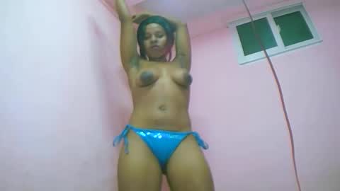 linah1123 online show from December 19, 7:54 pm