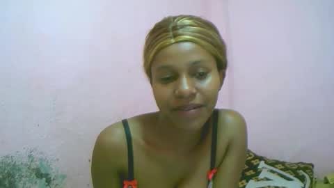 linah1123 online show from January 18, 6:34 pm