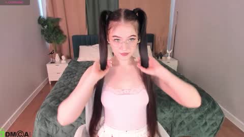 Lina online show from February 10, 7:45 am