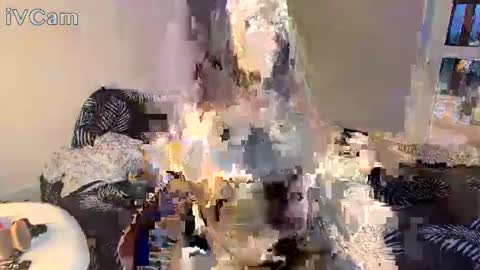 Snapshot of linamurrrr chatting on May 17, 12:52 am Nicolas and Lina online show from May 17, 12:52 am