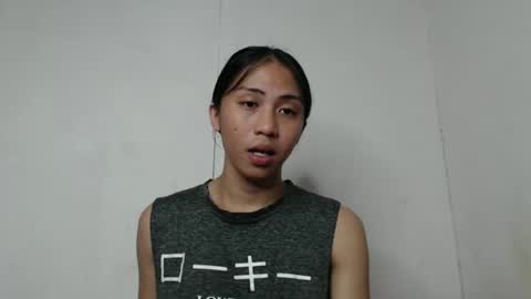 Snapshot of linaslayer chatting on December 9, 6:34 am Lexi online show from December 9, 6:34 am