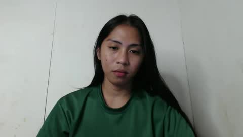 Snapshot of linaslayer chatting on December 9, 3:22 pm Lexi online show from December 9, 3:22 pm