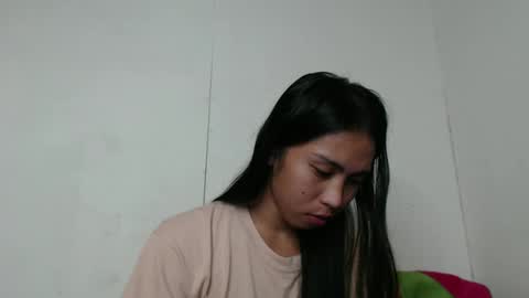 Snapshot of linaslayer chatting on December 12, 5:48 pm Lexi online show from December 12, 5:48 pm