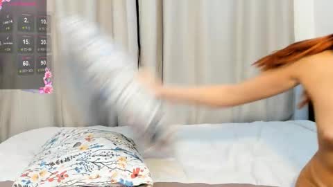 Snapshot of linda__lips chatting on November 11, 4:18 pm linda__lips online show from November 11, 4:18 pm