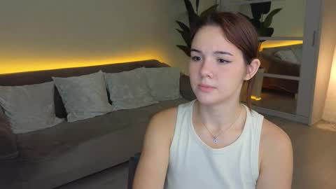 linda__robertz online show from September 14, 9:03 pm