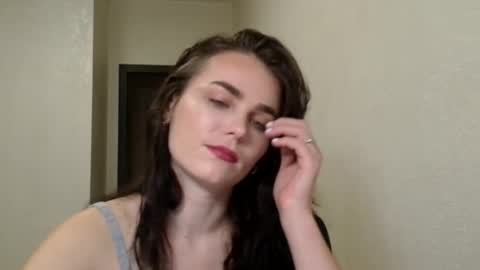 Snapshot of linda_aa chatting on September 23, 7:06 pm Linda online show from September 23, 7:06 pm