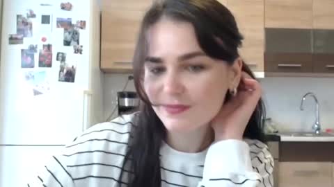 Snapshot of linda_aa chatting on September 30, 1:16 pm Linda online show from September 30, 1:16 pm