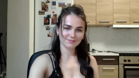Snapshot of linda_aa chatting on October 13, 7:36 pm Linda online show from October 13, 7:36 pm