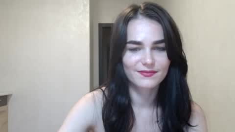 Snapshot of linda_aa chatting on November 4, 2:27 pm Linda online show from November 4, 2:27 pm