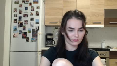 Linda online show from December 13, 8:36 pm