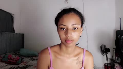 Snapshot of linda_brown_1 chatting on February 24, 12:25 pm linda brown online show from February 24, 12:25 pm