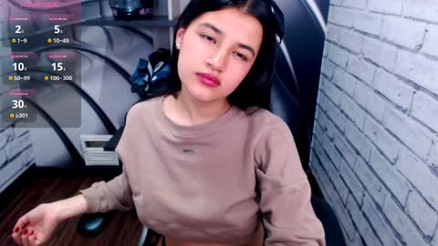 Linda  online show from January 25, 6:46 pm