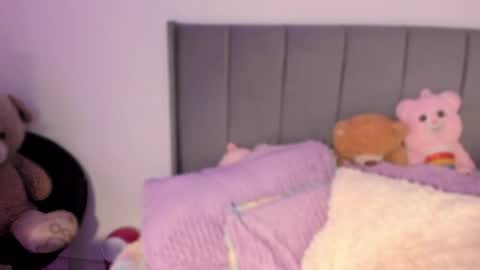Snapshot of linda_milleer_ chatting on May 2, 11:10 pm Lindaa maria online show from May 2, 11:10 pm