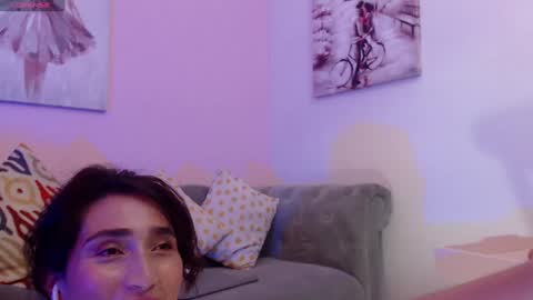 Snapshot of linda_morgan1 chatting on December 23, 3:23 pm Maria Paula online show from December 23, 3:23 pm