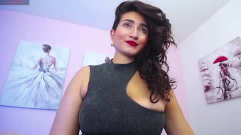 Snapshot of linda_morgan1 chatting on January 13, 12:13 pm Maria Paula online show from January 13, 12:13 pm