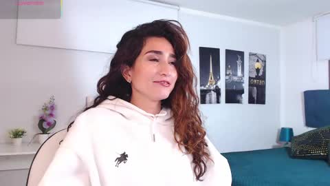 Maria Paula online show from April 23, 12:26 pm