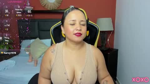 Snapshot of linda_rios_ chatting on September 19, 8:31 pm L I N D A online show from September 19, 8:31 pm