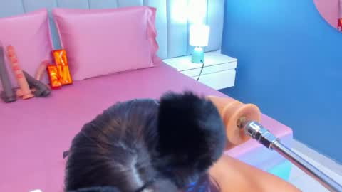 linda_sofi__ online show from May 7, 8:58 pm