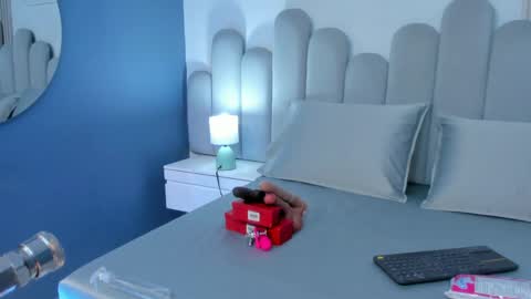 linda_sofi__ online show from May 9, 8:47 pm