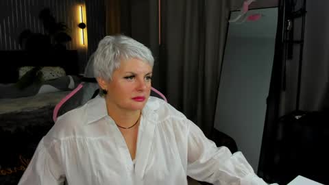 Linda Zefir online show from April 30, 9:26 am