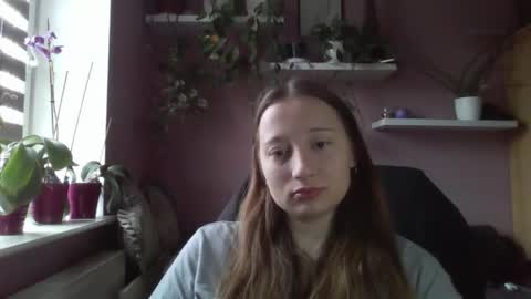 LindaAmore online show from September 16, 6:14 am