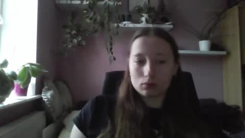 LindaAmore online show from September 19, 6:15 am
