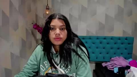    online show from October 26, 12:44 pm