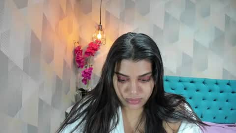 Snapshot of lindabreexlove chatting on July 3, 3:57 am online show from July 3, 3:57 am