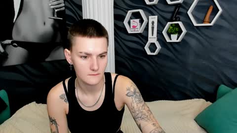 Snapshot of lindabryantt chatting on February 8, 3:19 am lindabryantt online show from February 8, 3:19 am